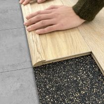 Barre de seuil en Bois Chêne Massif - Rattrapage de Niveau à recouvrement pour parquet 14mm - à la Suisse