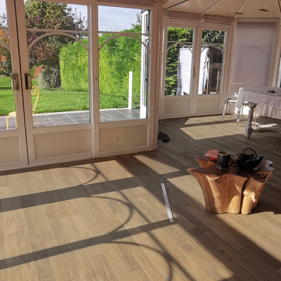 Naofloor Parquet Ch�ne Massif Verni Gris Bistrot