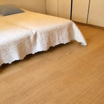 PARQUET CH�NE MASSIF ASPECT SCIE Huil� NATUREL