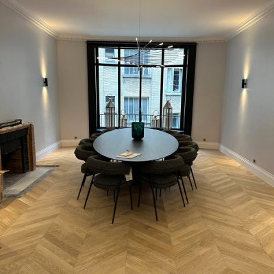 PARQUET CH�NE MASSIF Point de Hongrie - Verni NATUREL - 600mm longueur