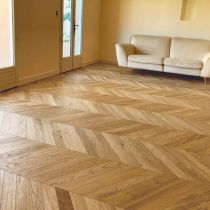 Parquet Chêne Massif Point de Hongrie Vernis Naturel 13mm x 85mm