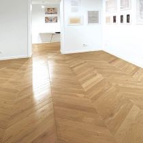 Parquet Chêne Massif Point de Hongrie Vernis Naturel 13mm x 85mm